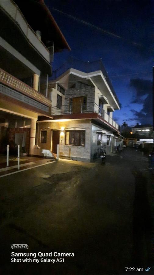 Varam Homestay 마디케리 외부 사진